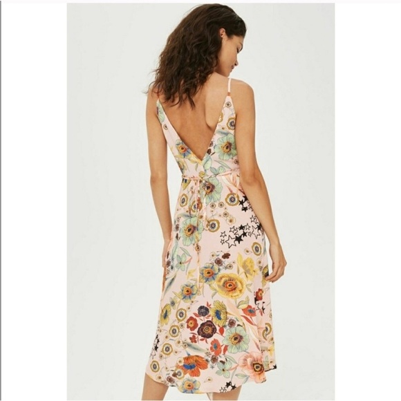 TOPSHOP Floral Print Wrap Midi Dress - Picture 4 of 8